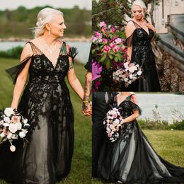 Robe de mariée gothique noire trapèze, décolleté en V profond, grande taille, longue en tulle, avec des appliques en dentelle perlée, avec traîne, pour anniversaire de mariage, robes formelles pour femmes