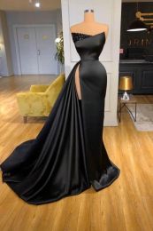 Gotische zwarte avondjurken Nieuwe sexy high dij split sheath dames prom jurken strapless kralen pailletten lange gewaden Vestidos de bal bc18411