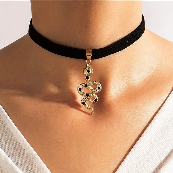 Gothique Choker Serpent Pendentif Collier pour Femmes Collier Court Bijoux Bijoux Cadeau En Gros