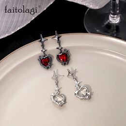 Boucles d'oreilles gothiques en forme d'étoile et de cœur rouge foncé, en Zircon Y2K, pendentif croix d'amour, pendentif irrégulier de fête, 240125