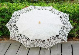 Sombrilla de encaje de marfil gótico Paraguas blanco elegante hueco negro sombrillas de boda victorianas para novia dama de honor buena calidad personalizada Co4635256