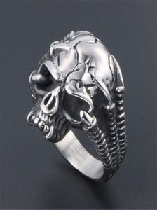 Gothic Men039S Bernauteur de doigt Skull en acier inoxydable Mâle vintage anneaux hommes bijoux accessoires de haute qualité 7435490222