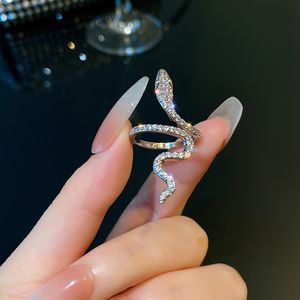 Anillo de serpiente abierto con diamantes de imitación góticos, anillos de animales ajustables, reptiles para hombres y mujeres, regalos de joyería de cumpleaños Punk para niños y niñas