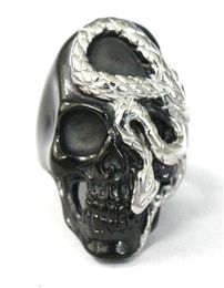Gótico Twotone Skull Ring Cool Men039s Joyas de acero de titanio Biker Wicked Biker Punk Tamaño 7142136842