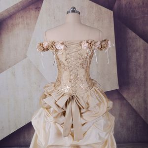 Robes de mariée gothiques haut bas 2020 asymétrique épaule dénudée champagne tulle dentelle appliques cristal strass avec manches 279K