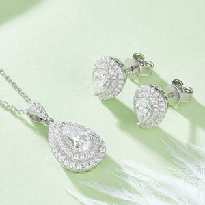 GRA Certifcaed Moissanite -sieraden Set voor vrouwen D VVS1 Diamond 925 Sterling Silver 18K Wit vergulde hang ketting Studoor oorbellen Set geschenken