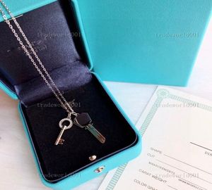 Afgestudeerd S925 Sterling Keys Bloemblaadjes Key hanger ketting met diamanten 100 925 zilveren kettingen5437125