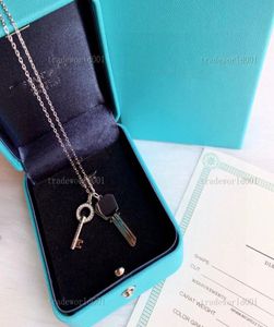 Afgestudeerd S925 Sterling Keys Bloemblaadjes Key hanger ketting met diamanten 100 925 zilveren kettingen4165914