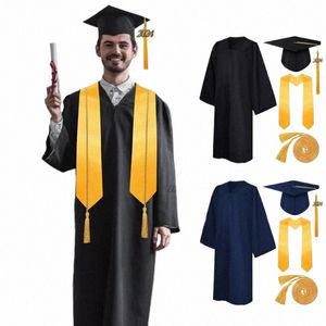 Graduati Robes College Graduati Caps Uniforme Ensemble avec étole à pompons 2024 Sceau de style européen et américain pour Bachelor Y24y #
