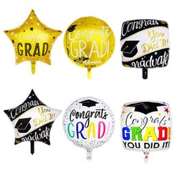 Ballons de remise de diplôme Cadeau de remise de diplôme Globos Décorations de retour à l'école Félicitations Graduation 2019 Ballon gonflable en aluminium toy202I