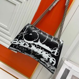 Graffiti Crash Bags Onderarm Luxe Designer Schoudertas Leren Cross-bady Bags Lindsay Dames Boogbrug Handtas Crossbody Flap Chain Handtassen Halve Maan BAL 31cm