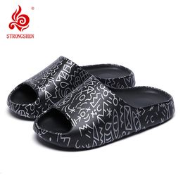 Graffiti Mens Strongshen 566 Summer Sides Femmes Slippers Indoor Non-Slip Fashion imprimé Plateforme EVA THFLOP-FLOPS SANDALS DE PLACE 240315