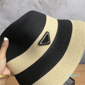 Grass Braid Hat Stingy Brim Hats Designer Caps Classic Mens Womens Fashion Cap Letter Outdoor