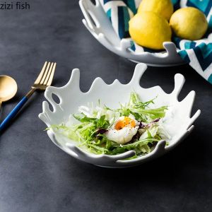Pierres tombales Assiette en céramique irrégulière blanche créative, salade, Dessert, assiette de corail, vaisselle de ménage, plat de dîner, ustensiles de cuisine en porcelaine