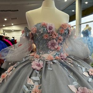 Robes de Quinceanera grises robe de bal robe de fête d'anniversaire à lacets robe de remise des diplômes chérie fleur dentelle Swet 16 robes de quinceanera