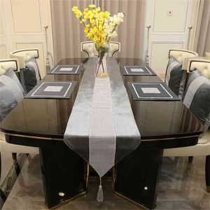 Gray Table Runner Mat Kussen Eenvoudige Moderne Luxe Faux Zijde Zachte Comfortabel voor Thuis Bruiloft Decoratie 210709