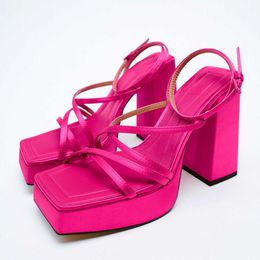Great Quality Brand Chunky Rosyred Platform 2022 Nouveaux talons hauts Chaussures féminines Fête Élégante Lady Trendy Sumkle Sandals T221209 669