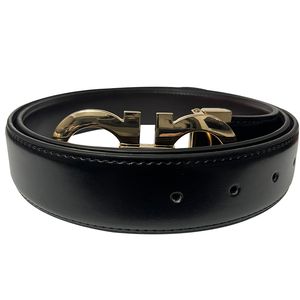 Grande ceinture en cuir lisse ceintures pour hommes grande boucle mâle chasteté haut de la mode hommes en gros designer ceinture Gbuckle mode cuir véritable S