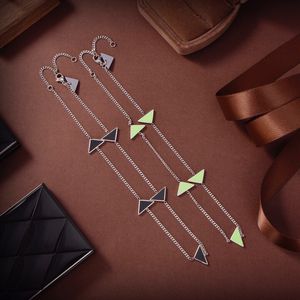 Colliers pendentif triangle isocèle vert/noir pour homme femme Triangle inversé lettre Designers collier clavicule bijoux cadeaux PN1 --05