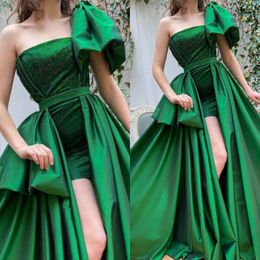 Robes de soirée de célébrité verte charmante une épaule robe de tapis rouge une ligne robes de bal longues en satin