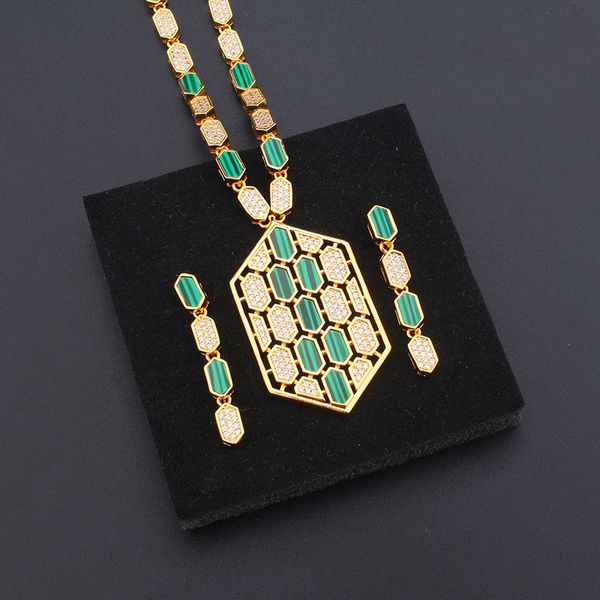 collares de tenis iniciales delicadas de color verde colgantes para mujeres de moda diseñador de diamantes fiestas de joyería de joyería de navidad regalos de madre regalos de cumpleaños cotidianos