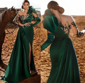 Verde oscuro elegante árabe Cloumn vestidos de noche frente dividido satén sexy vestido de fiesta apliques de encaje manga larga elegante vestido especial Ocn para mujeres 2024