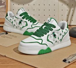 Green Designer Casual White Femmes Flats Chaussures Muisseaux extérieurs Sneakers Men Men Traineurs respirants en cuir Chaussures de confort 460