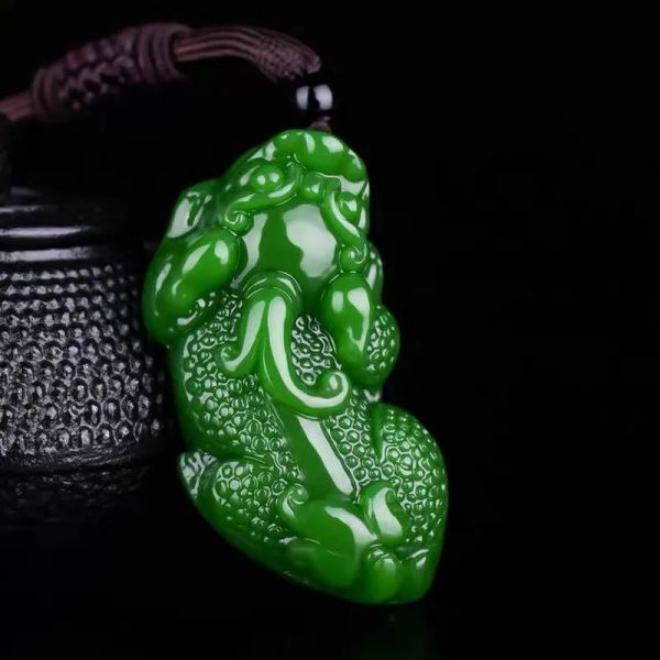 Collier pendentif Pixiu en Jade vert, bijoux à breloques naturelles, amulette porte-bonheur sculptée à la main