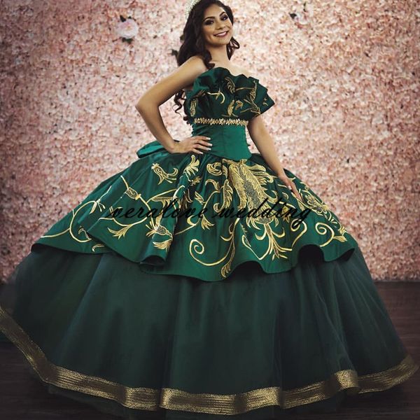 Robes de Quinceanera mexicaines vertes, avec des Appliques dorées, robes de bal, jupe en Tulle, Corset au dos, robe de soirée de concours