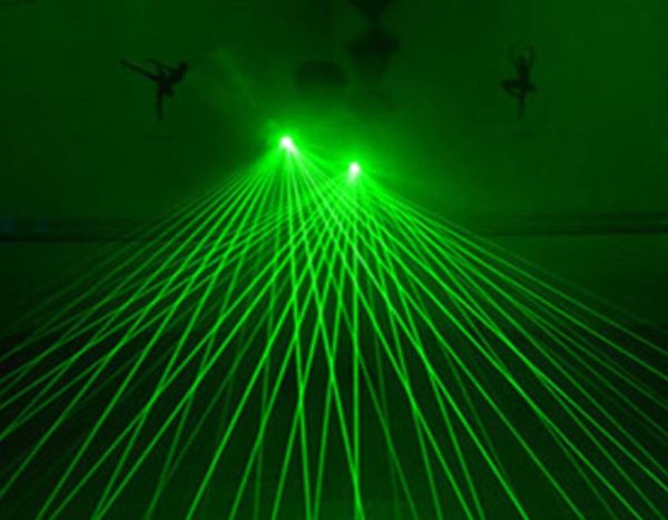 Gant laser rouge vert avec 4pcs 532 nm 80MW LED Lasers Light Dancing Stage Luminal Palm Lights Gants pour DJ Club KTV Show Gloves1416604