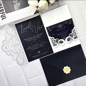 Cartes de voeux 10 pièces découpées au laser Floral Blanc TriFold Invitations de mariage Quinceanera XV Anniversaire avec carte de remerciement IC153 230411