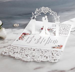 Wenskaarten 10 stks European Laser Cut Wedding Invitations Card 3d Trifold Lace Heart Elegant Party Gunsten Decoratie 230411