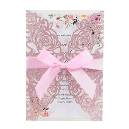 Cartes de voeux 10pcs carte d'invitation en papier pailleté avec poche d'enveloppe de ruban pour mariage mariage anniversaire baptême quinceanera fournitures de fête 231110