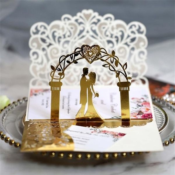 Cartes de voeux 25 50pcs Invitations de mariage européennes découpées au laser 3D Tri-Fold Bride And Groom Lace Party Favor Supplies 220930287B