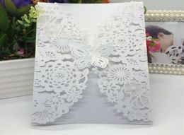 Cartes de voeux 40pcack carte d'invitation de mariage en papier perlé brillant fleur fleur laser coupé sculpté 3D Butterfly invitations pour l'anniversaire 4327118