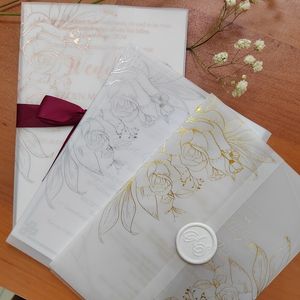 Cartes de voeux 50pcs feuille d'or feuille d'argent feuille d'or rose veste en vélin floral poche en vélin pour 5X7 pouces invitations de fiançailles de mariage 230317