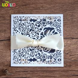 Wenskaarten DIY Customzied Inc187 Europe Wedding Invitations Card Witte uitnodiging Gratis logo vastgebonden crème boogafdrukken inzetstuk envelop