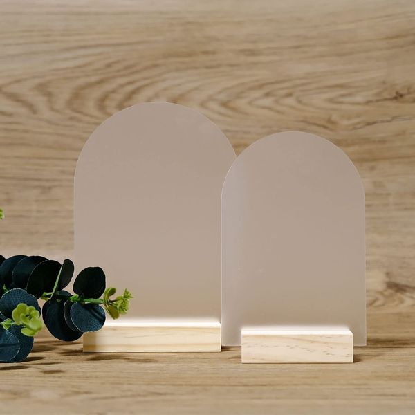 Cartes de voeux Signe acrylique givré avec support en bois DIY Feuille vierge Numéros de table Support de base pour les signes de mariage Événements Party 230824