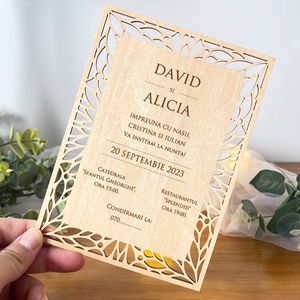 Cartes de voeux personnalisées Découpe au laser personnalisée en bois carte de menu d'invitation carte de voeux fournitures de fête de mariage 230714