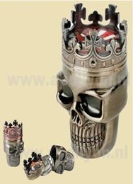 Grinder metalen King Skull Plastic tabak Kruid Korrel Rookaccessoires 3DE PART SPICE Crusher Hand Muller Magnetic met Sifter F9086086