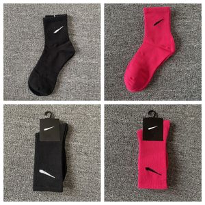 grip chaussette hommes jogging chaussettes décontracté de haute qualité rayures classiques bas plusieurs couleurs mode femmes coton respirant sports basket-ball en gros football l5