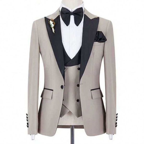 Groomsmen Beige Groom Tuxedos Peak Noir Revers Hommes Costumes De Mariage 3 Pièces Blazer (Veste + Pantalon + Noeud Papillon + Gilet) C409 X0909