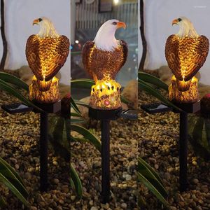 Aardleklampen Eagle -vormige zonne -LED -lamp Resin Dierlijke beeldhouwkunst Buiten Inserting Night Light Garden