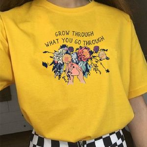 Grandissez à travers ce que vous traversez Citations inspirantes féministes Art Dessin T-shirt Femme Été Casual Manches courtes Tee-shirt blanc 210518