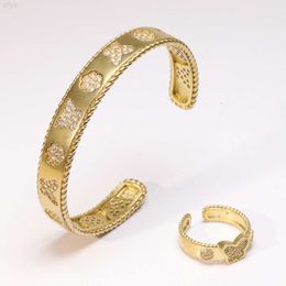 Gsy 2023 Fabricant de bijoux Chine Mode Laiton Cuivre Zircon Oem Odm Manchette Bracelet Ouvert Ensemble pour Femmes