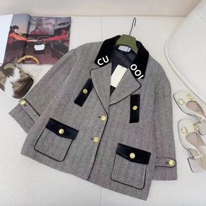 Trajes de diseñador para mujer Blazers chaqueta abrigo Ropa primavera otoño nuevo lanzamiento Retro color contraste top M131