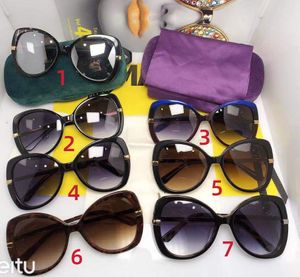 Gu Sunglasses C Luxury CI Designer Fomen Mens Top Quality People ReadRead Box Glasses Tissu 01
