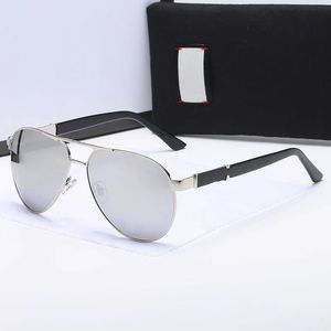 Gu0140 Piece Fashion Lunettes de soleil Lunettes de soleil Designer Men's Men's Brown Case Black Metal Cadre Dark