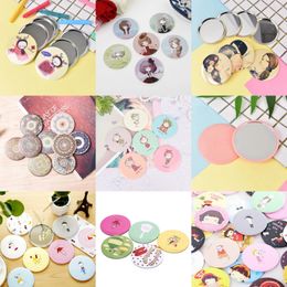 GU276 Round Cartoon Metal Mirrors Makeup Portable Mini Pocket Mirror Cosmetic Compact For Girls Gift Random 240408