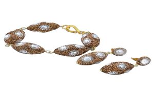 Joyería guaiguai blanca cultivada keshi perla amarillo cz chapado pendientes de pepita ovalada pendientes de brazalete hechos a mano para mujeres4920156